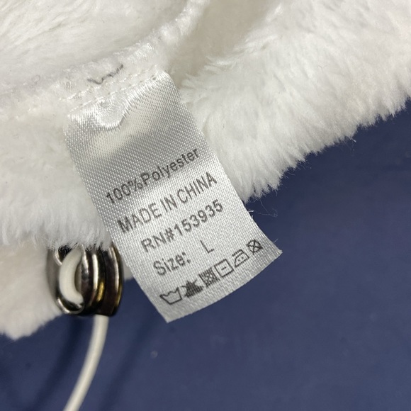 Fire & Fleur plush quarter zip (L) - Picture 5 of 6